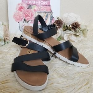 White MT. Women's shoes